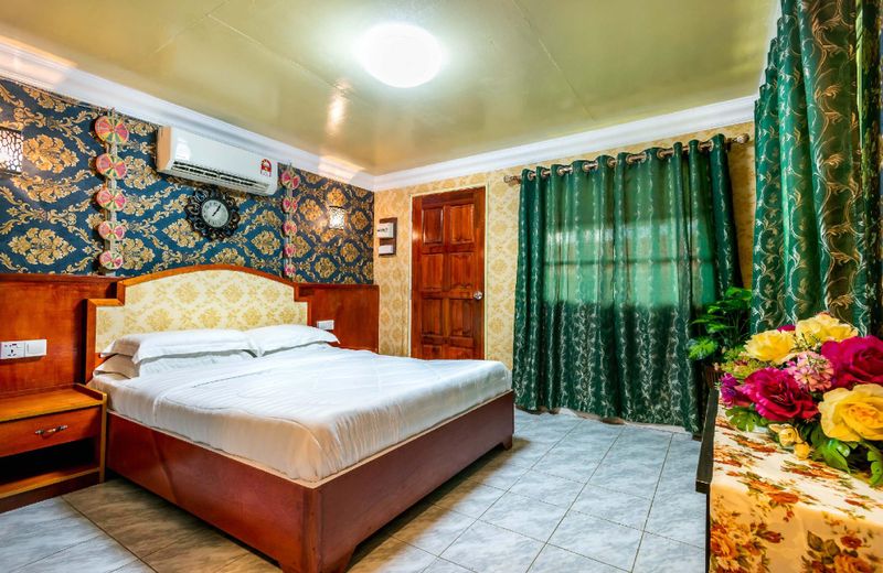 SPOT ON 90142 Bubul Paradise Inn