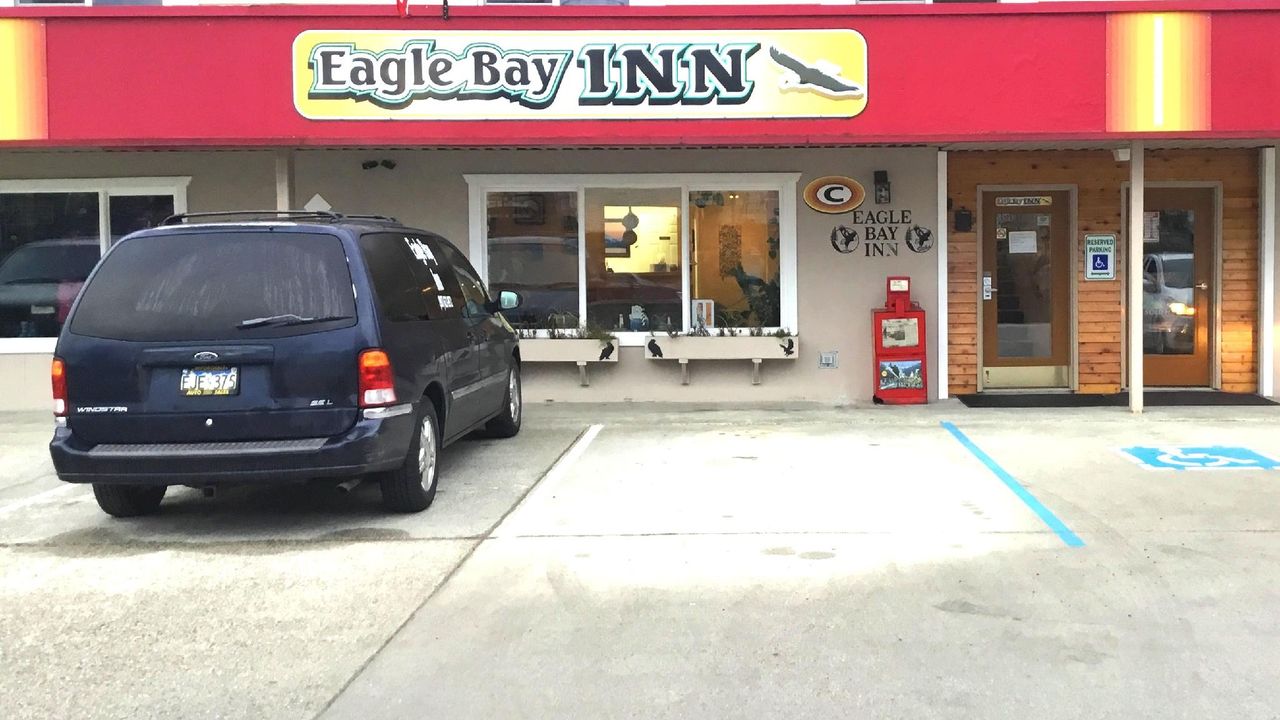 Eagle Bay Inn