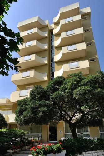 Hotel Oceanic