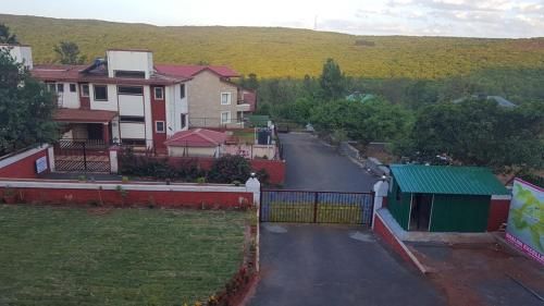 Outdoor Pictures 1