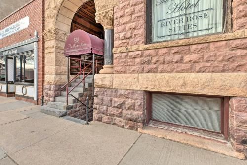 Pet-Friendly Apt Walk to Missouri River!