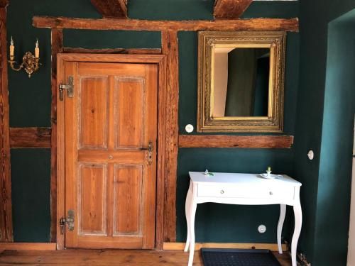 Gottberger Hof im Herzen des Ruppiner Seenlandes - Wohnung "Waldemar"