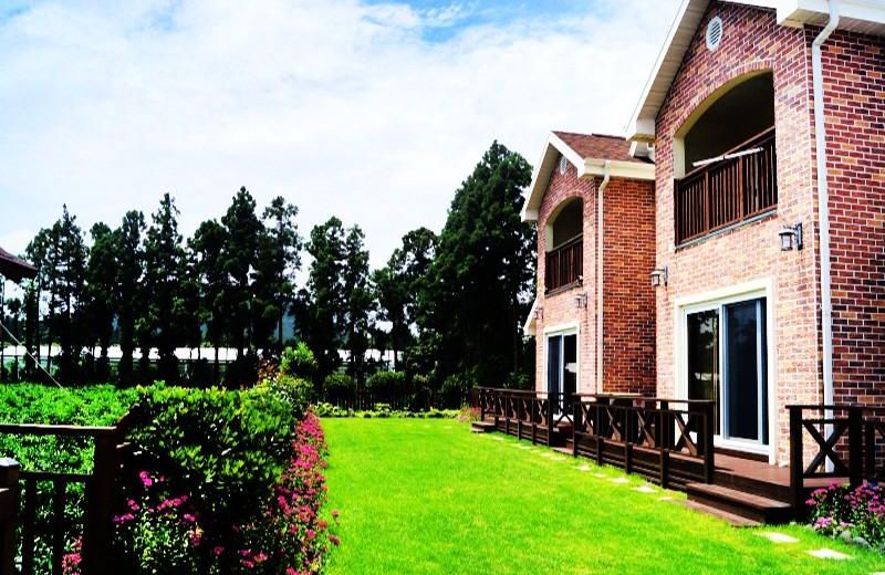 Seoguipo Lucky Clover Pension