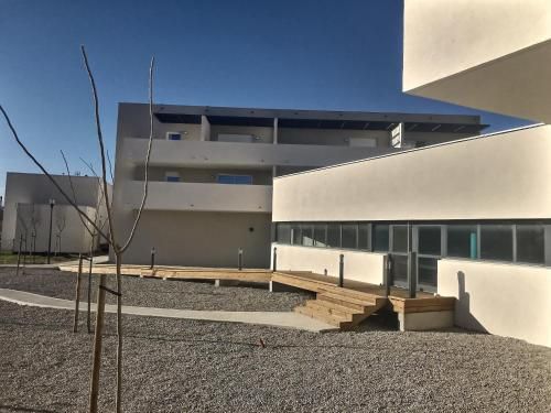 Villa dans résidence récente - Villa 3 Chambres V8