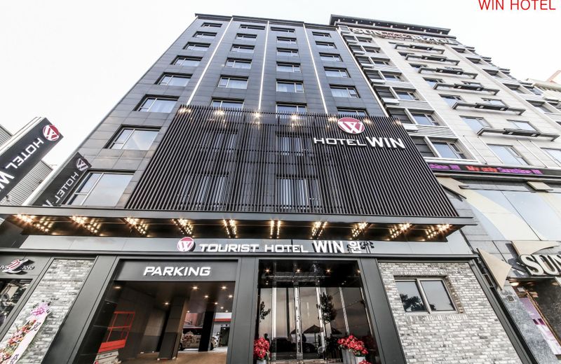 Win Hotel
