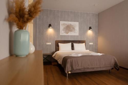 LOFT ROOM