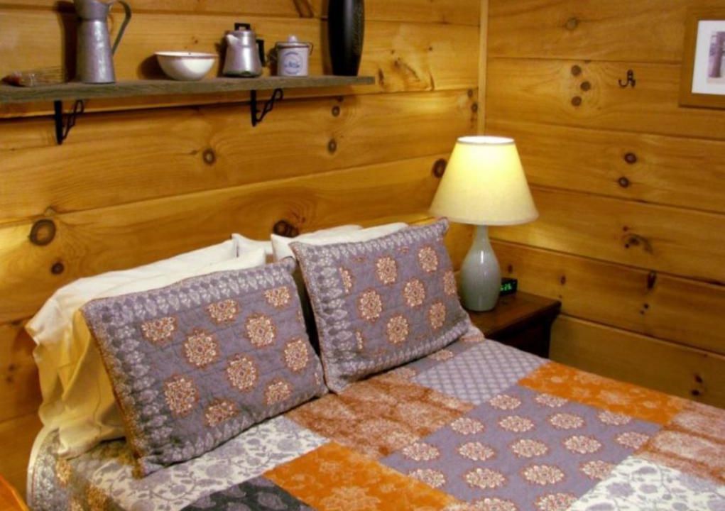 Linville River Log Cabins