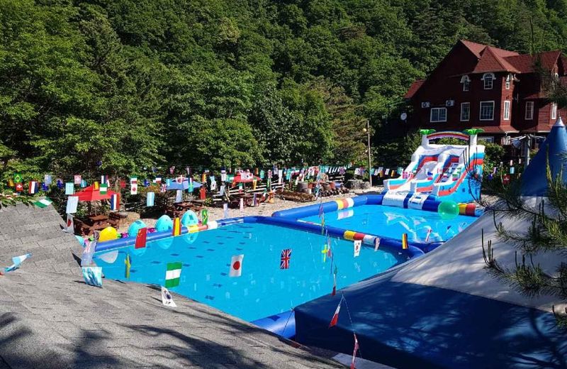 White Village Pension