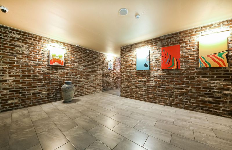 Jinju Brooks Hotel