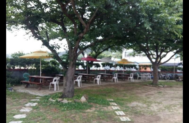 Taean Taean Byeoljang Pension