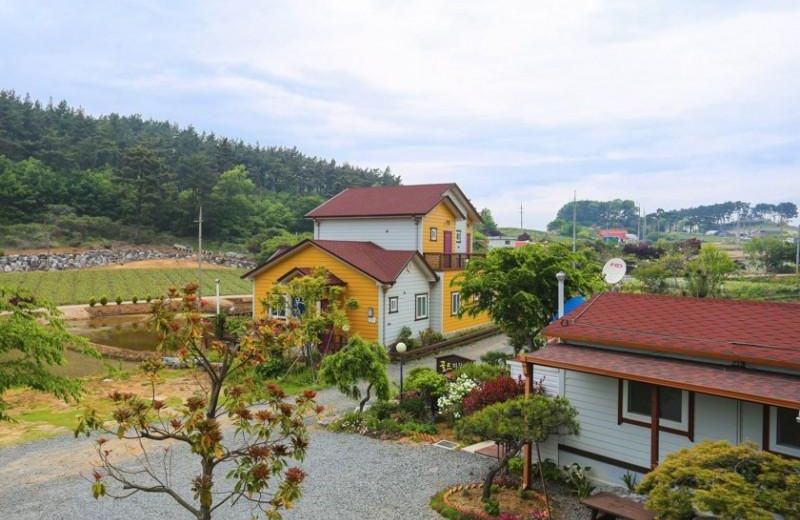 Taean (Anmyeondo) Gold House Pension