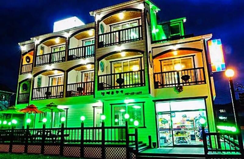 Taean (Hagampo) Rendezvous Pension