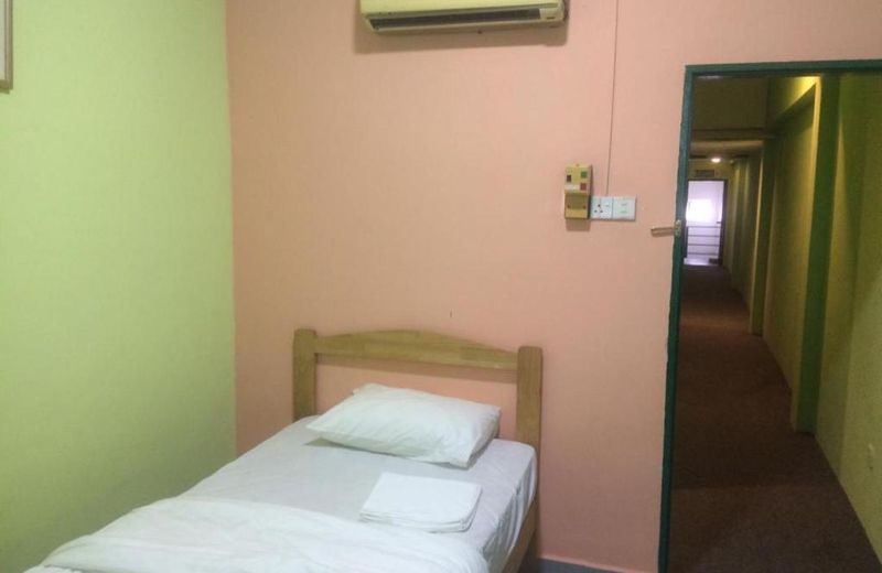 BASE HOTEL