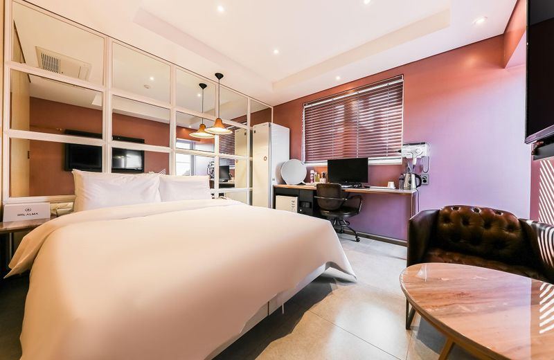 Jincheon Alma Business Hotel