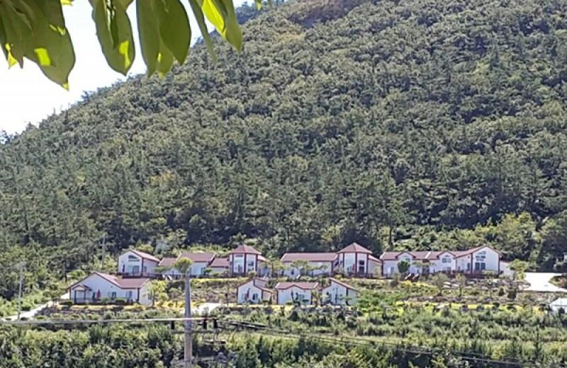 Jindo Sansaesori Pension