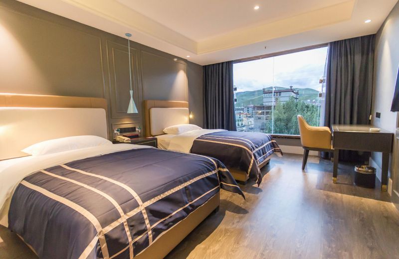 LANO Hotel Sichuan Ganzizhou Daocheng County Binhe Road
