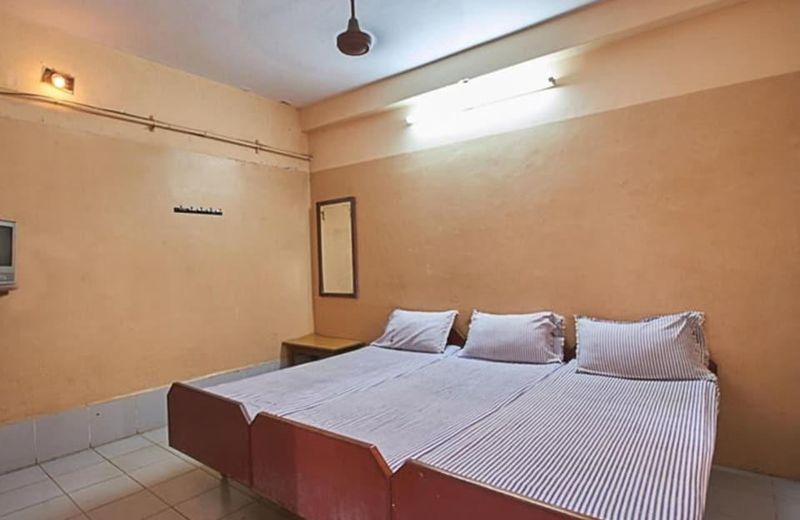 Mansoor Lodge