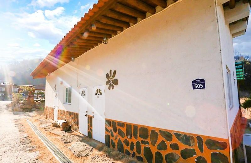 Pocheon Bidulginang Hwangto Pension
