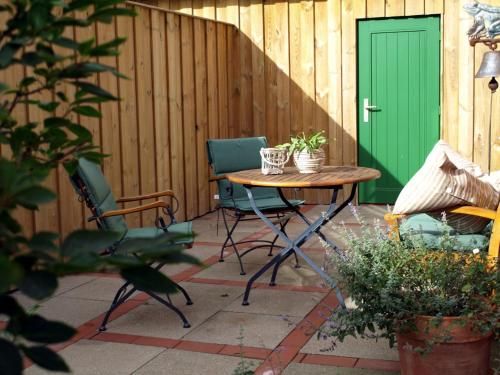 Outdoor Pictures 1