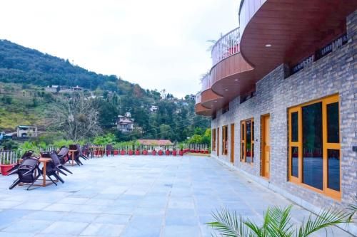 FabHotel Dev Bhumi