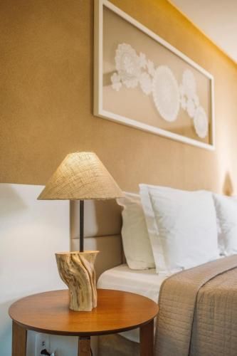 Dolphin Hotel