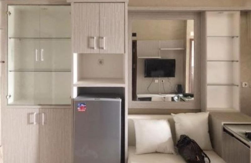 Kemang View Apartment by Kamara Rooms