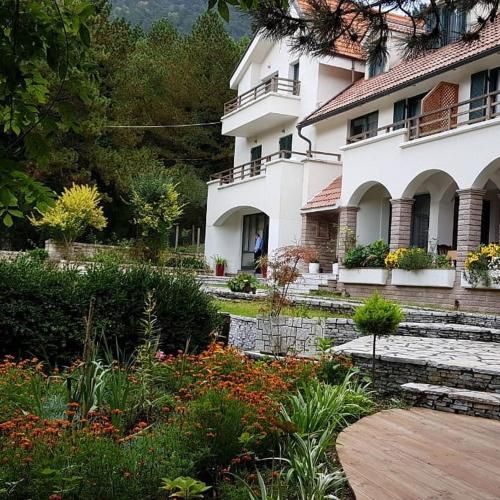 Hotel Alpin Llogara