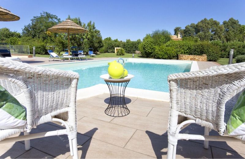 Alghero Villa Laura For 10 People With Swimming Pool