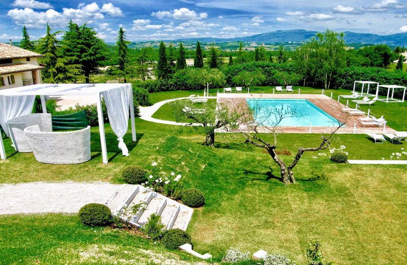 Baiano By The Pool Whole Villa Slps 26 Spoleto 9km