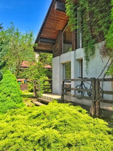 Outdoor Pictures 24