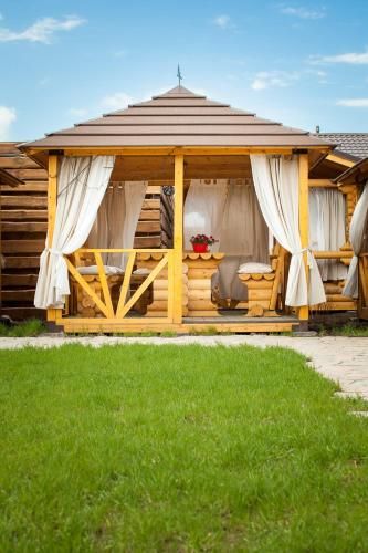 Outdoor Pictures 24