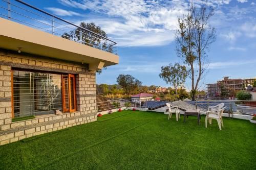 Outdoor Pictures 23