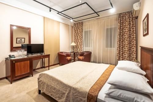 The Regent Club Hotel