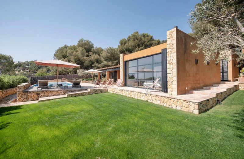 Villa Amanecer – Costa Dorada Luxury