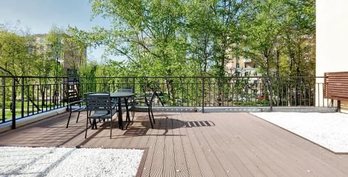 Outdoor Pictures 24