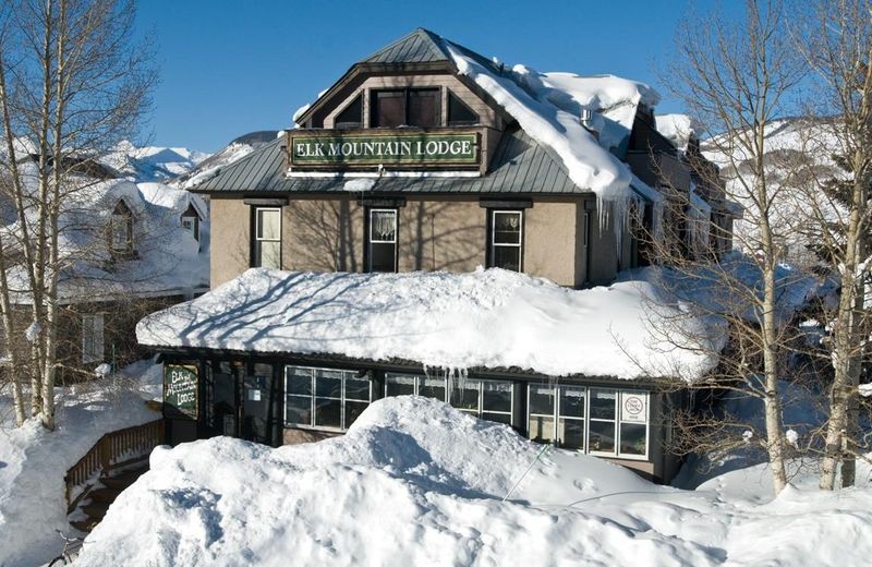 Elk Mountain Lodge