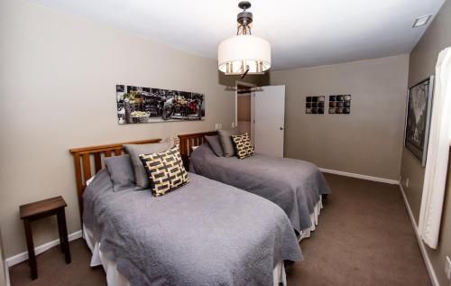 THE BROADWAY GUEST HOUSE BED AND BREAKFAST -ADULT ONLY