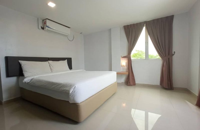 Room V @ Jalan Megat