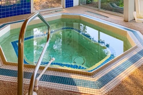 Ocean Edge Retreat