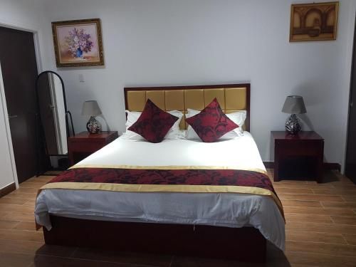 King's Pavilion Hotel