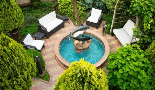 Outdoor Pictures 1