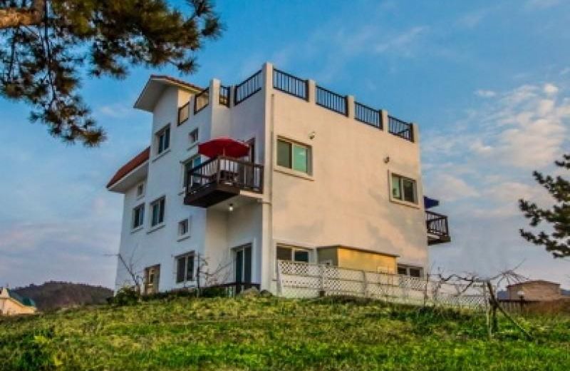 Yeosu Art Pension