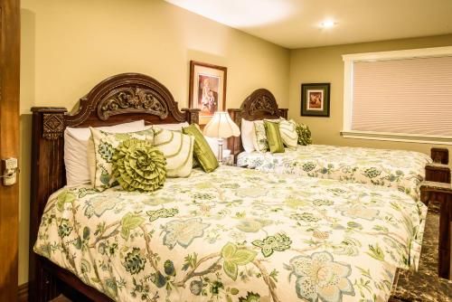 Noble House Suites B&B