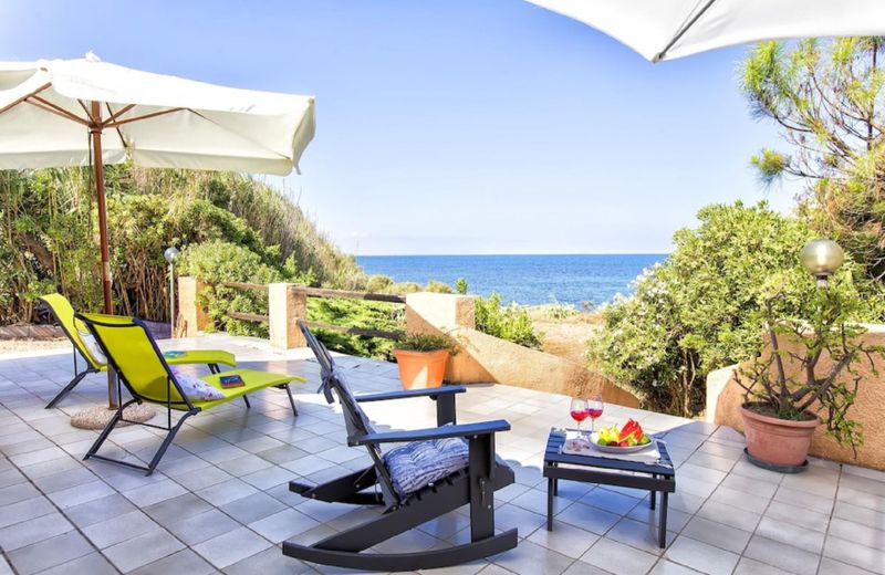 Villa Riva Mare Sorso for 6 people with garden and veranda overlooking the sea