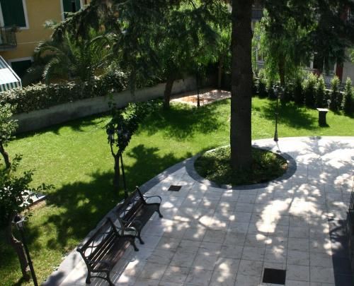 Outdoor Pictures 1