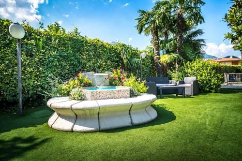 Outdoor Pictures 23