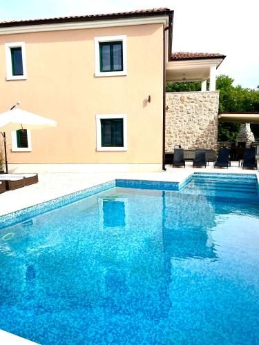 Villa MURAJ