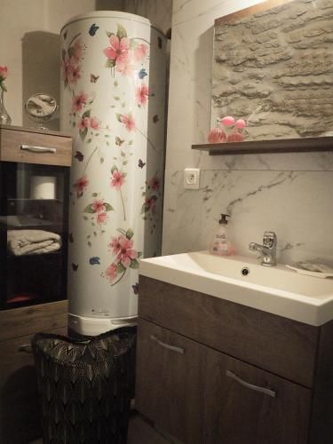 Chambre de charme avec plein d authenticité du 13 ème siècle. 40m²