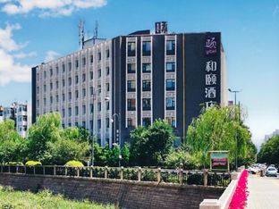 Hotel Image 2