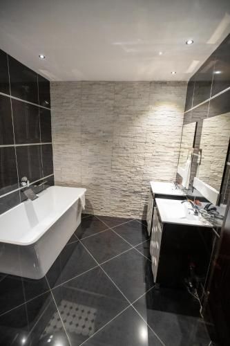 BON Hotel Tripod Owerri